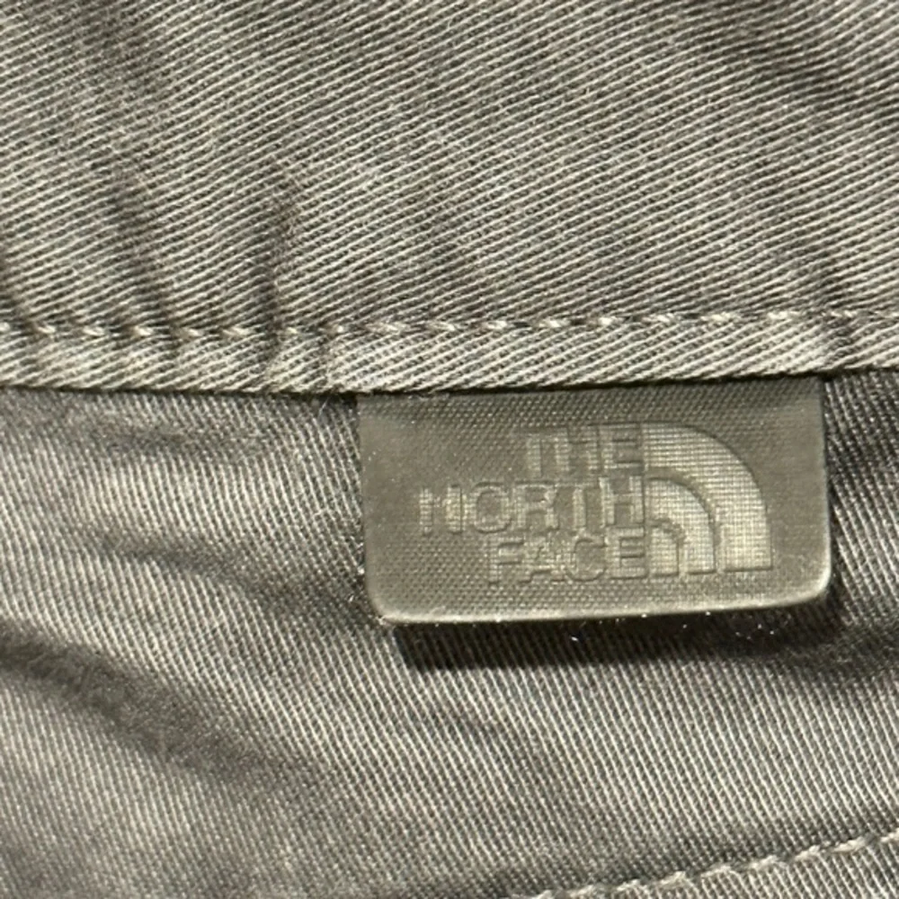 The north face‎ gray pants
